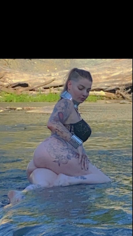 MaryJayne hd pornstar photo