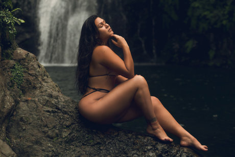 Maryan beautiful star image