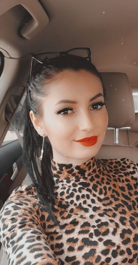 Maria Roxana star sex image