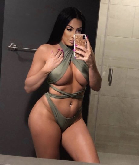 Megan Renee perfect star photo