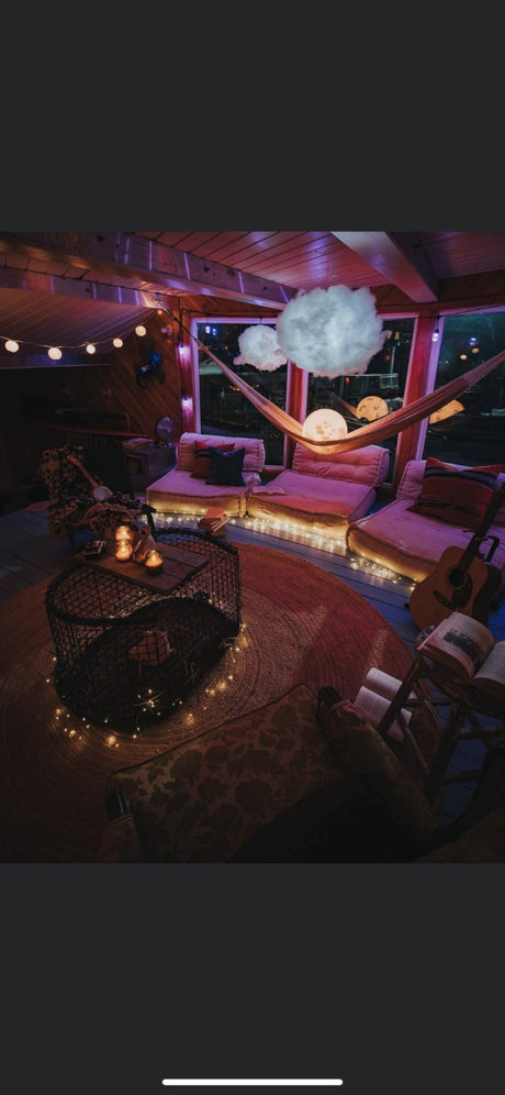 Megan Noel model perfect images