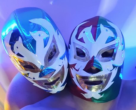 Bearscubsx2 star adult photo