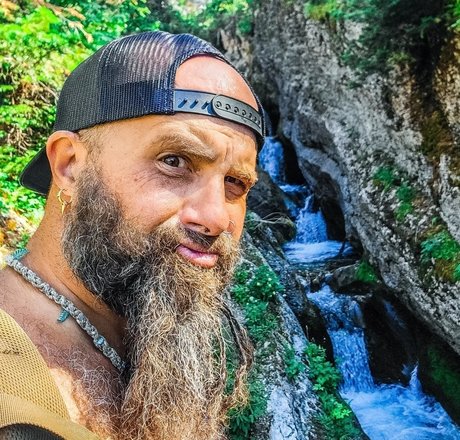 Beardedsnack star hd pic