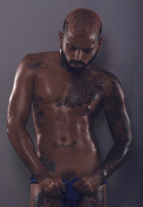 Blackmodel nude model archive