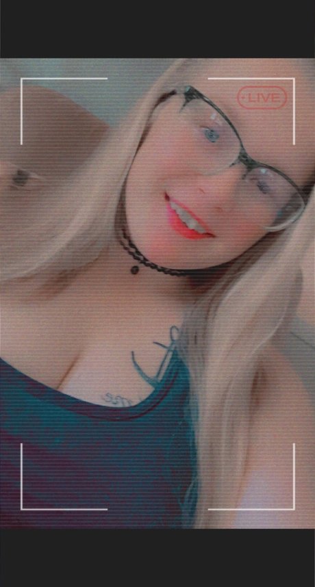 Blonde Beauty model perfect photo