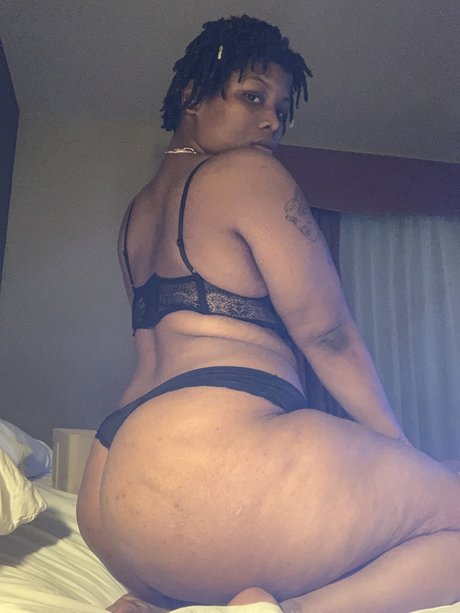 Shay Smith porn model picture