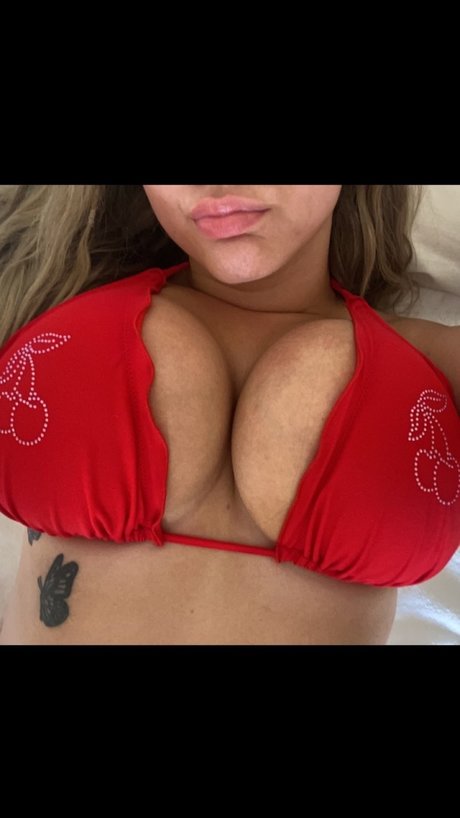 BlondeE_ hot star image