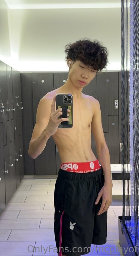 McPlayGT pornstar erotic picture