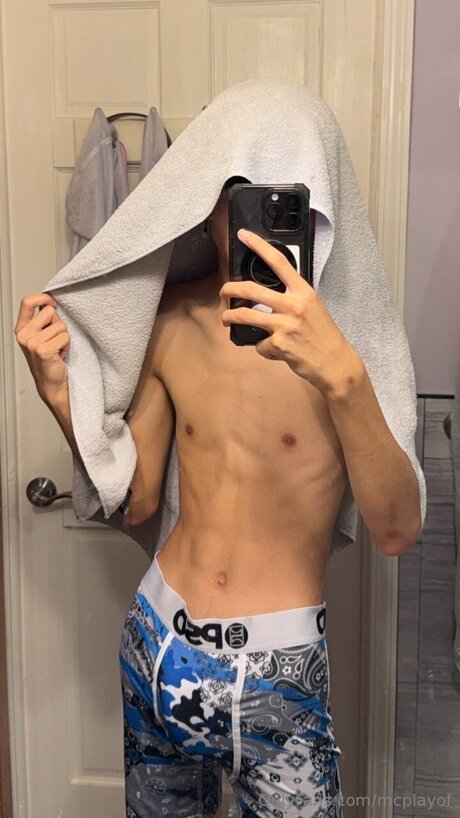 McPlayGT pornstar nude image