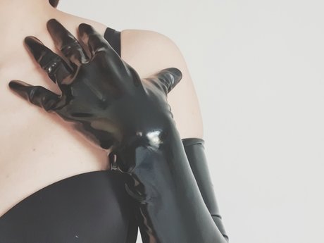 Maxine Bea star top pictures