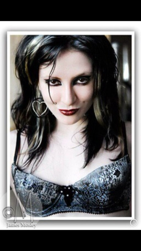 Metal Marion nude pornstar image