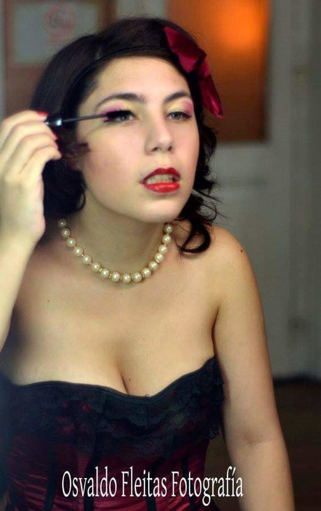 Merlina model perfect pics