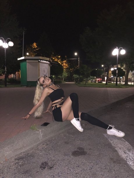 6d6vil6 high quality pornstar pictures