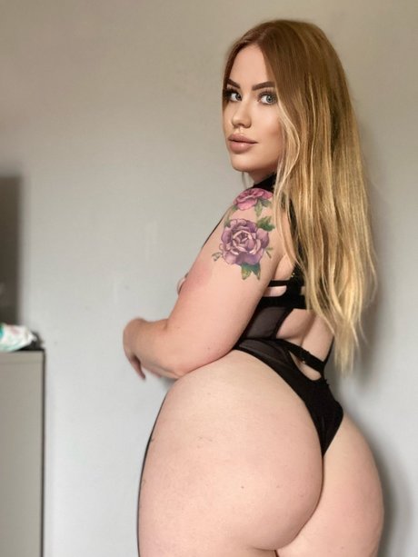 Melissa Jayne sex pornstar pictures