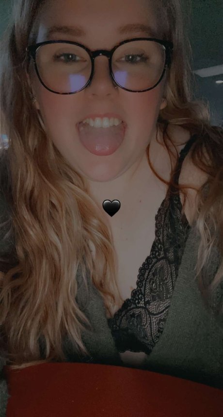 BLAZINHIPPIE_ sex actress photo