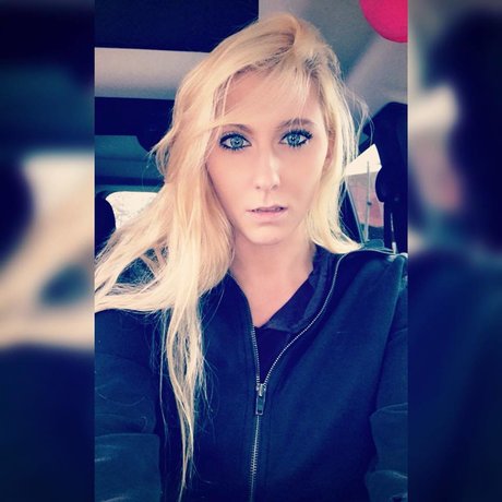 Brittany Hazen model exclusive photo