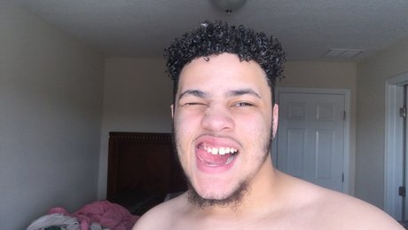 Keith Dillard star naked pic