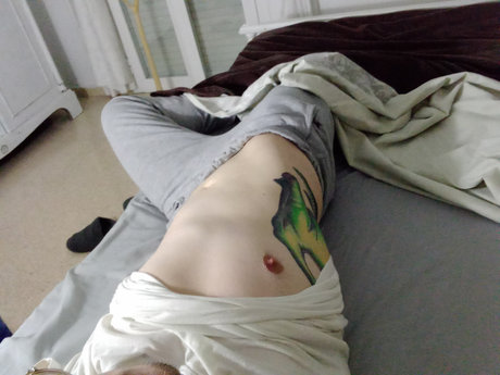 K ko model naked image