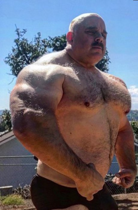 BeefyPhuck star exclusive pics