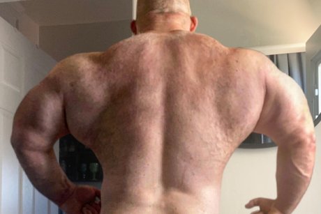 BeefyPhuck model free images