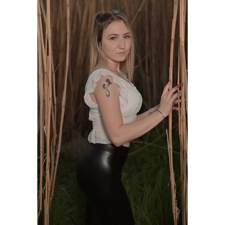 Keksi pornstar free pics