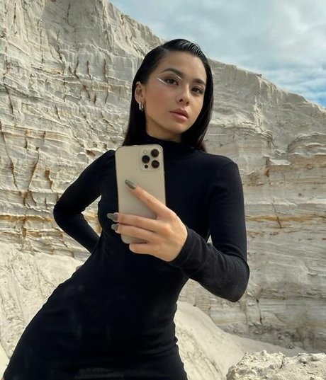 Diana Korkunova pretty pornstar galleries