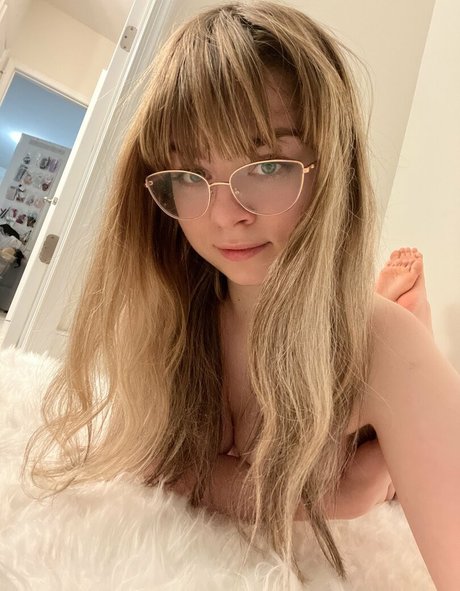 teen pantyhose onlyfans beautiful picture