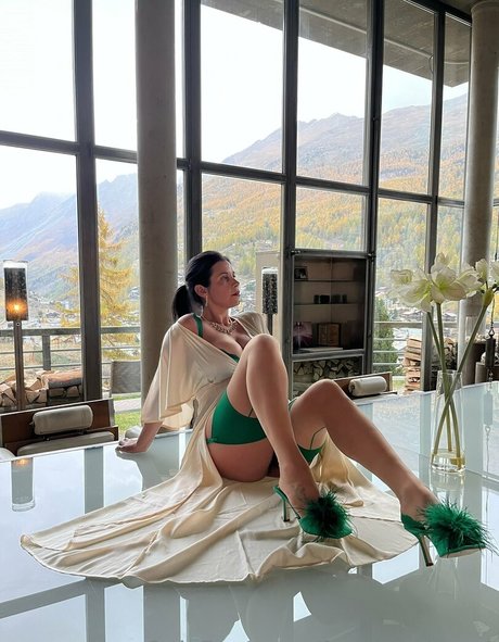 blowjob brunette onlyfans nice pics