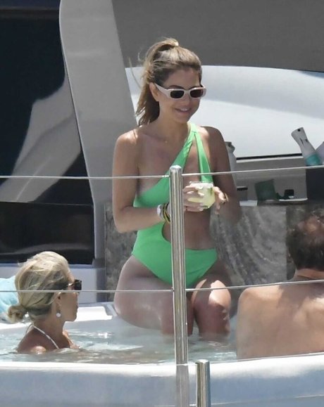 goth onlyfans hot sexy images