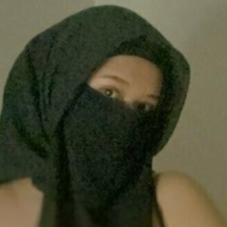 adoyeblehoe star nude pics