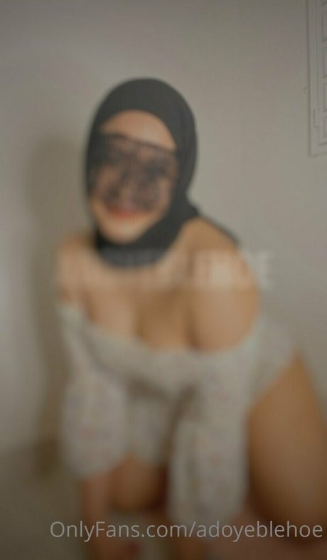 adoyeblehoe model erotic galleries