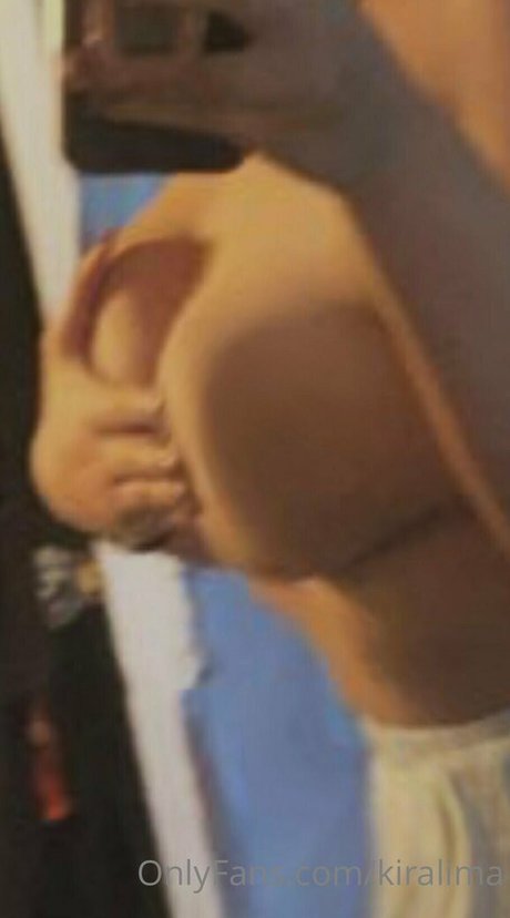 kiralima sexy star photo