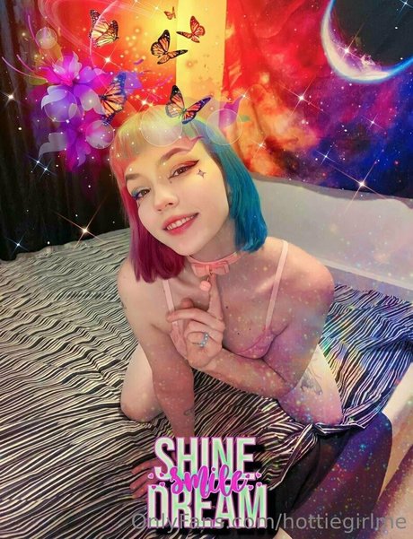 hottiegirlme star nudes picture