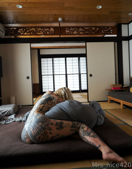 yoga instructor onlyfans hot xxx picture