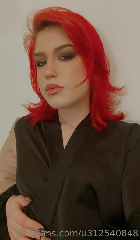 public onlyfans pornographic photos