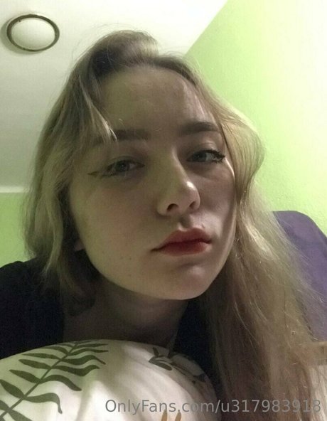 celebrity hannah montana pornstar pretty photo