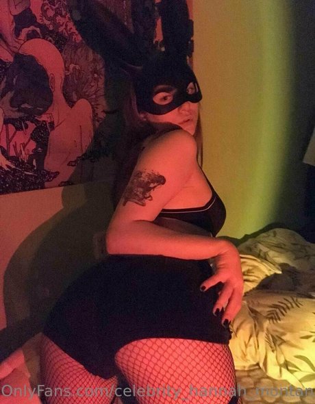 celebrity hannah montana nudes actress archive