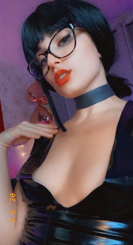 angelikarougefree hot model galleries