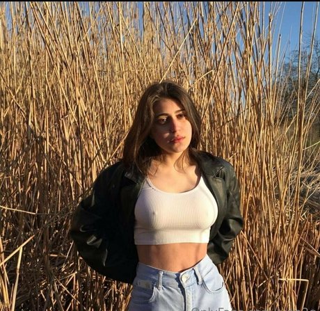 lynn2q model beautiful pictures