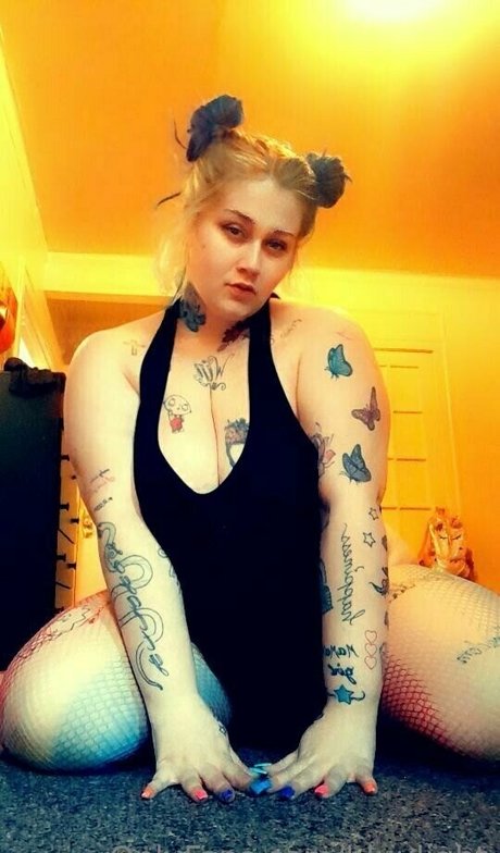 bluulight model nice pic