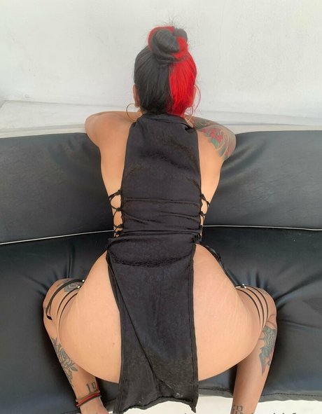 hottest teacher onlyfans hd pics