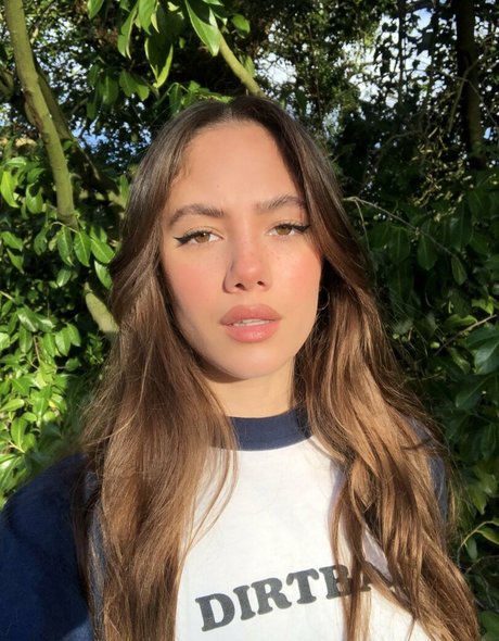 one onlyfans art porn pictures