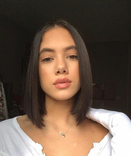 Saoirse Alicia Behzadi naked pornstar picture