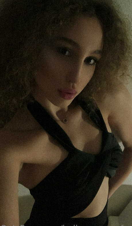 bella cooper free pornstar adult image