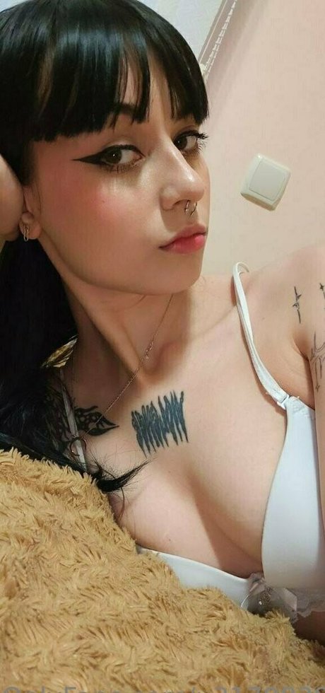 nefer titi xxx adult actress photo