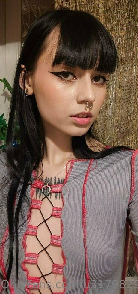 nefer titi xxx Photo Gallery