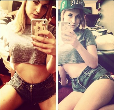 Rose And Rosie erotic pornstar pics