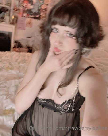 Strawberryjaz Profile Photo