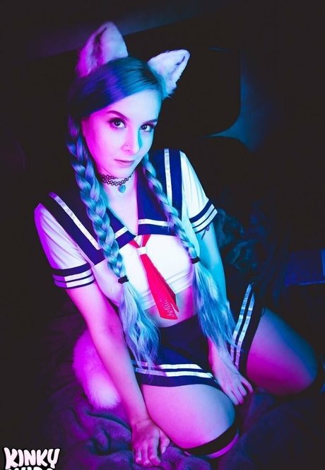 kinkynyrafree star art picture