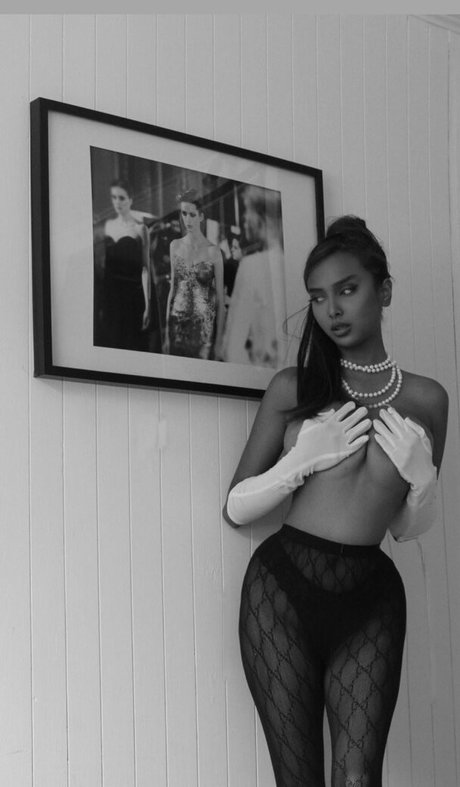 txixsha naked actress image